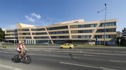 A modern központja sürgősségi orvostan Kladno, Cseh Köztársaság, Németország, kezelés, gyógyszer Európában