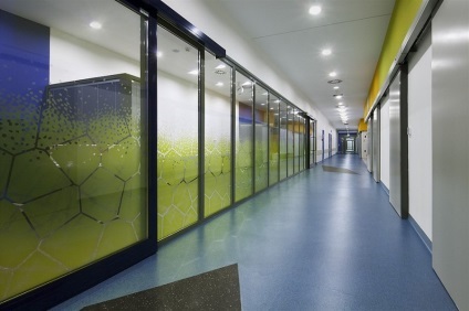 A modern központja sürgősségi orvostan Kladno, Cseh Köztársaság, Németország, kezelés, gyógyszer Európában (kezelés Európában) A modern központja sürgősségi orvostan Kladno, Cseh Köztársaság, Németország, kezelés, gyógyszer Európában