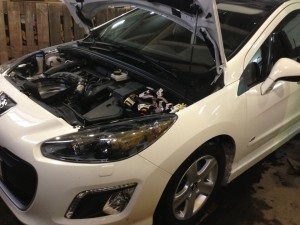 Tuning Peugeot 308 kezük