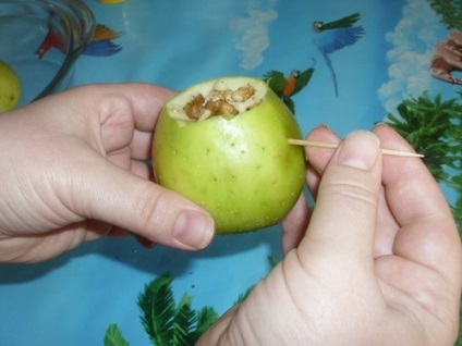 Sült alma - receptek gyerekeknek