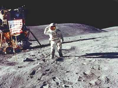 Land a képeken - Hold átverés USA