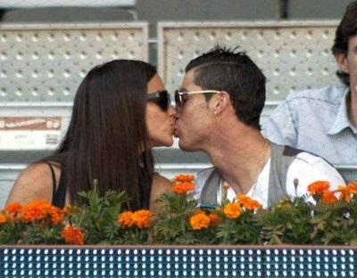 Feleség Cristiano Ronaldo - a személyes életét híres emberek