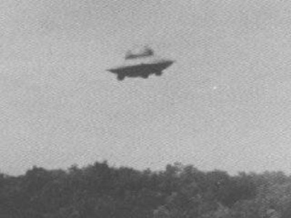 10 Képek UFO, hogy a tudósok még mindig nem tudja megmagyarázni - meztelen tudomány (magyarázat) 10 Képek UFO, hogy a tudósok még mindig nem tudja megmagyarázni - meztelen tudomány