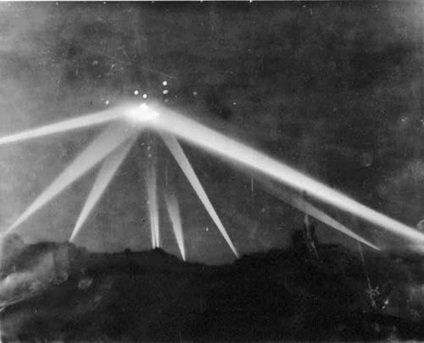 10 Képek UFO, hogy a tudósok még mindig nem tudja megmagyarázni - meztelen tudomány (magyarázat) 10 Képek UFO, hogy a tudósok még mindig nem tudja megmagyarázni - meztelen tudomány