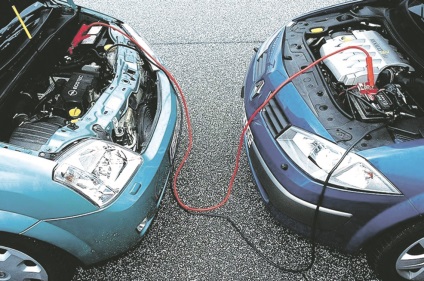 Mi a teendő, ha az akkumulátor lemerül az autóban