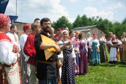 folklór együttesek