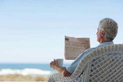 Hogyan gondoskodik az elbocsátás kapcsán az öregségi nyugdíjkorhatár eljárás és a minta alkalmazása