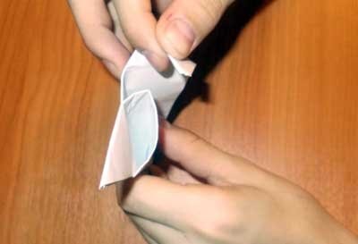 Hogyan lehet a papír karom, mint a Wolverine vagy Freddi Kryugera (hogyan lehet papírt karmok mikron) Hogyan lehet a papír karom, mint a Wolverine vagy Freddi Kryugera