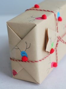 Hogyan csomag egy ajándék nélkül a doboz