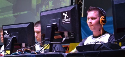 Markeloff elhagyja natus Vincere