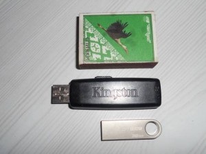 Saját vélemény flash meghajtók Kingston (Kingston) Saját vélemény flash meghajtók Kingston