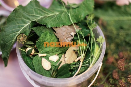 Uborka savanyúság télen, mint a dob - a recept előforma fényképpel (recept) Uborka sós télen, mint a dob - egy recept üres fotó