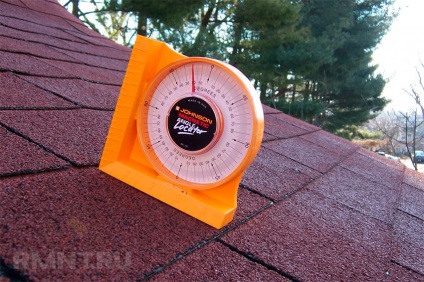Számítási számítani, hogy a tető dőlésszöge a tetőszerkezetek hossza és területe a tetőfedő anyag