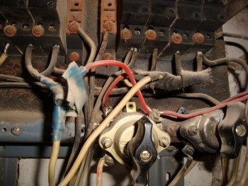 Javítás a régi elektromos vezetékek, elektromos, víz