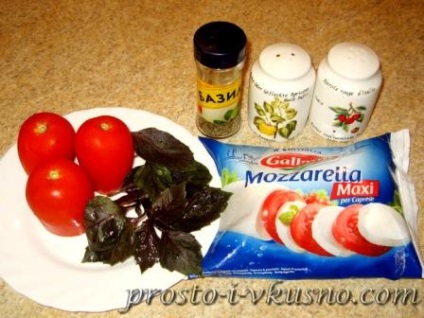 Saláta Caprese mozzarellával és paradicsom (paradicsom) Caprese saláta mozzarella és a paradicsom