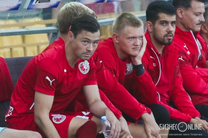 A deres nincs összefüggés! „(Roan) A deres nincs összefüggés!