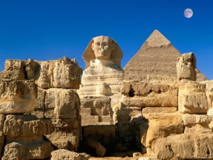 Az építőiparban az egyiptomi piramisok