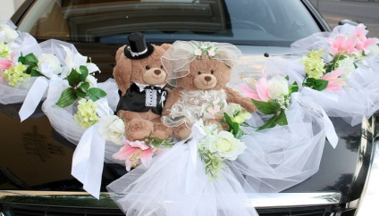 Esküvői dekoráció az autó - mit válasszon, és hogyan kell díszíteni