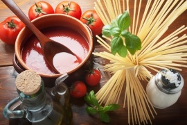 Top 10 receptek spagetti szósz és a tészta (makaróni) Top 10 recept spagetti szósz és a tészta