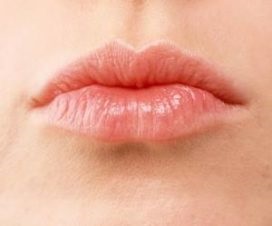Gyakori herpesz az ajkak okait és kezelését