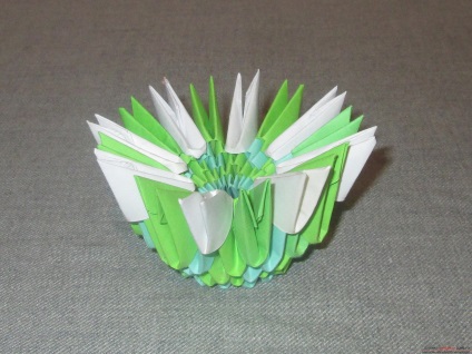 Ez a részletes mester-osztályú moduláris origami lépésről lépésre fotók tartalmaznak összeállítási diagramon a nyírfa