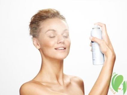 Otthon Spray az arc dúsított vizet a bőr (spray) Otthon Spray az arc dúsított víz a bőrt