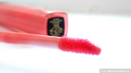 Két szép fényt a Chanel értékelés (Color Chanel Levres Scintillantes) Két szép fényt a Chanel vélemények