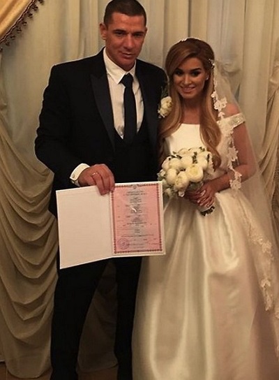 Stock esküvők Ksenia Borodina elárasztotta az interneten (fotó, videó) - News (esküvő) Stock esküvők Ksenia Borodina elárasztotta az interneten (fotó, videó) - Hírek