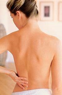 Як позбутися від прищів на спині, плечах і тілі