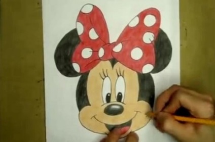 Hogyan kell felhívni Minnie Mouse (sorsolás) Hogyan kell felhívni Minnie Mouse