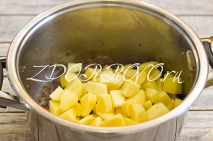 Főzni sült házi sertés burgonyával lépésről lépésre recept fotók