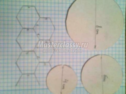 Hogyan készítsünk egy mozaik a kezüket - az első iskola forgatag