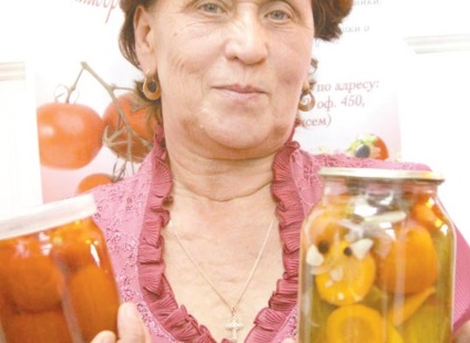 Ahogy Signor Paradicsom gyűjtött barátok (csésze mosott nyers rizst) Ahogy Signor Tomato összegyűlt barátok
