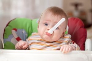 Hogyan kell bevezetni a szilárd ételek a baba tök (csali) Hogyan kell bevezetni a szilárd ételek a baba tök