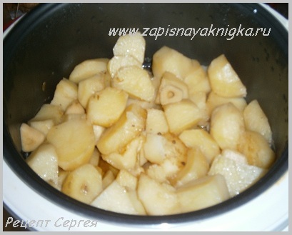 Burgonya párolt csirke multivarka recept (recept) Burgonya pörkölt csirke recept multivarka