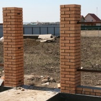 Tégla pillér építése – Betonszerkezetek