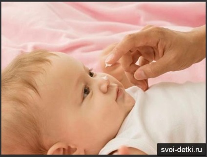 Kapcsolat az allergia gyermekeknél - miért történik, és hogyan lehet megakadályozni, hogy a gyerekek (az ügy) Kapcsolat az allergia gyermekeknél - miért történik, és hogyan lehet megakadályozni, hogy a gyerekek
