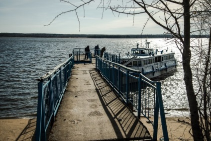 Az emberek a faluban (falu) Az emberek a faluban