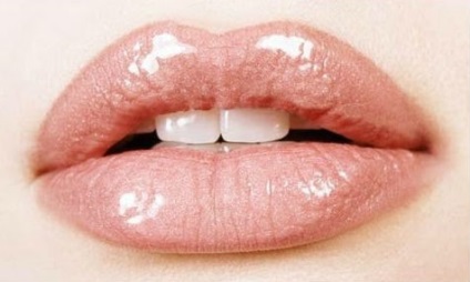 Smink vékony ajkak - az összes titkot, hogy létrehozza a gömbölyű