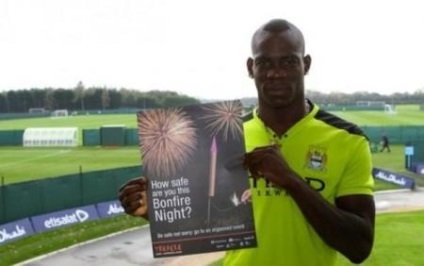 Mario Balotelli - Olaszország Orosz (örökbefogadó szülők) Mario Balotelli - Olaszország Orosz