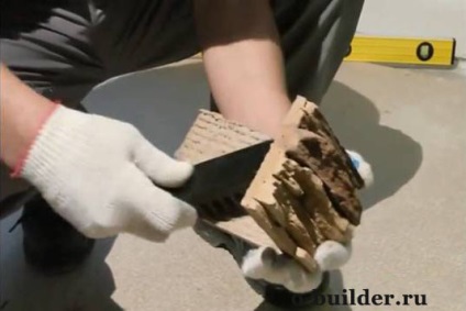 Szerelése és fektetése műkő saját kezűleg - részletes útmutató (telepítés) Szerelése és fektetése műkő saját kezűleg - részletes használati