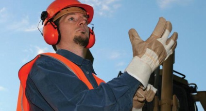 Megnevezése és besorolása PPE (egyeztetéssel) Megnevezése és besorolása PPE