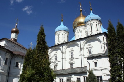 Novospassky kolostor címét, a szolgáltatások jegyzéke, csodálatos ikont ikonra