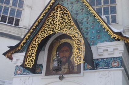Novospassky kolostor Moszkvában ikonok, fotók