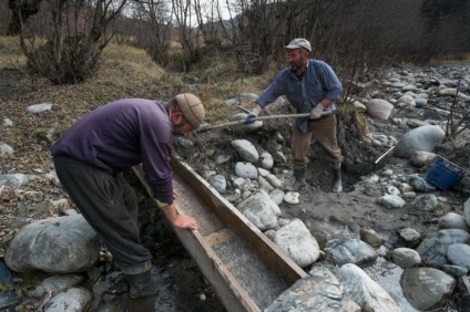 Egy nap Svaneti - én ásni az arany (Svaneti) Egy nap Svaneti - én ásni az arany