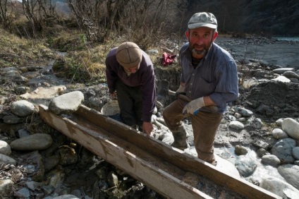 Egy nap Svaneti - én ásni az arany (nap) Egy nap Svaneti - én ásni az arany