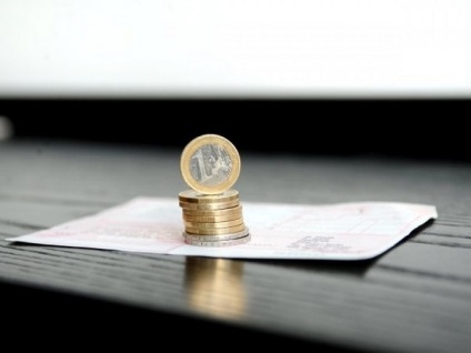 Kedvezőtlen a fizetési mérleg (passzív fizetési mérleg) Kedvezőtlen a fizetési mérleg