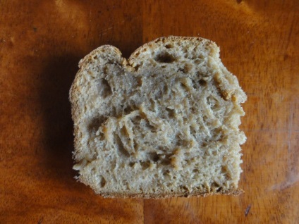Miért nyers kenyeret a kenyérsütő