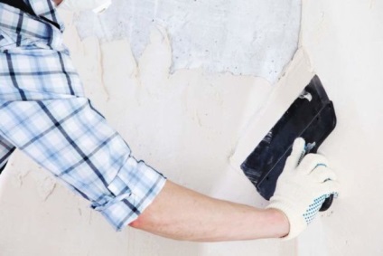 Felkészülés a falak festésére eljárás működik a kezét, a technológia
