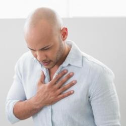 Szubkután emphysema a mellkas okoz, tünetek és a kezelés